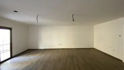 Piso Reformado en Almansa 4 Dormitorios 2 Baos Centro