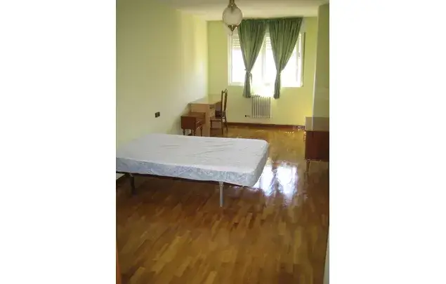 Alquiler habitación amueblada León