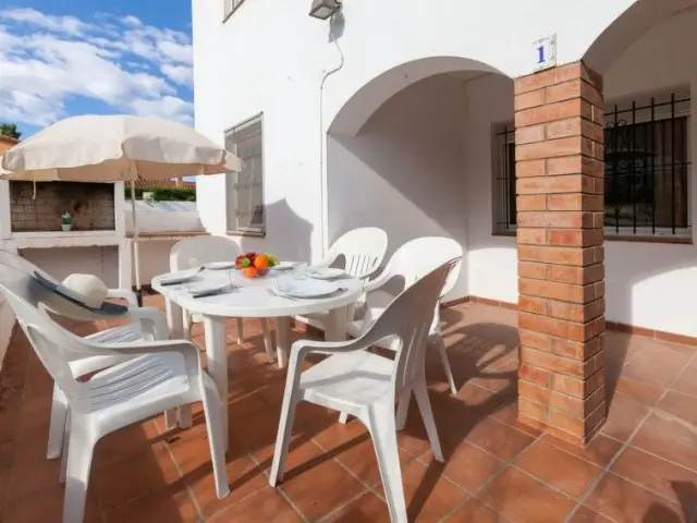 Piso de 2 Dormitorios alquiler L'Escala, España