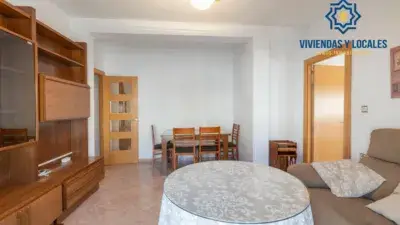 Piso en Venta 3 Dormitorios Avenida Blas de Otero
