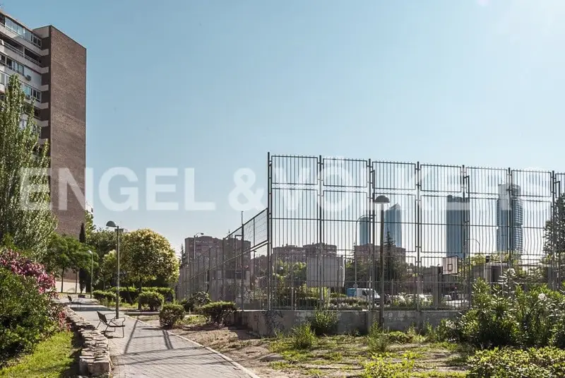 Estudio en Venta Valdeacederas Madrid Ciudad