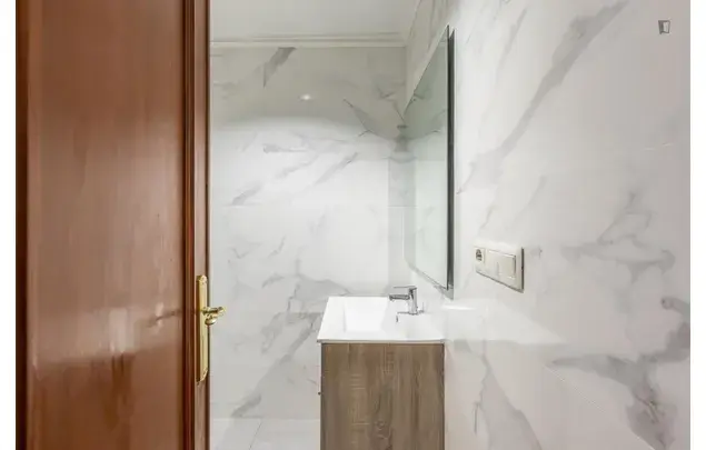 Alquiler piso 10 habitaciones Valencia