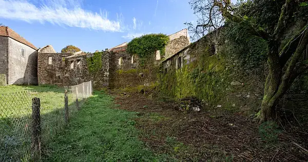 Aldea en Venta Beariz Ourense 009ha Varias Casas
