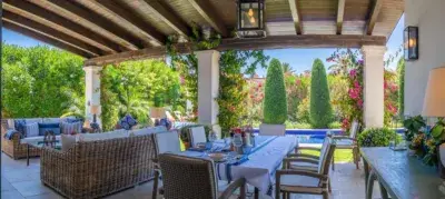 Villa en venta cerca de San Pedro Alcántara y Puerto Banús