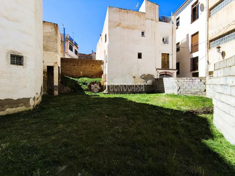Solar 234m2 Guadix Centro - Vivienda o Aparcamiento