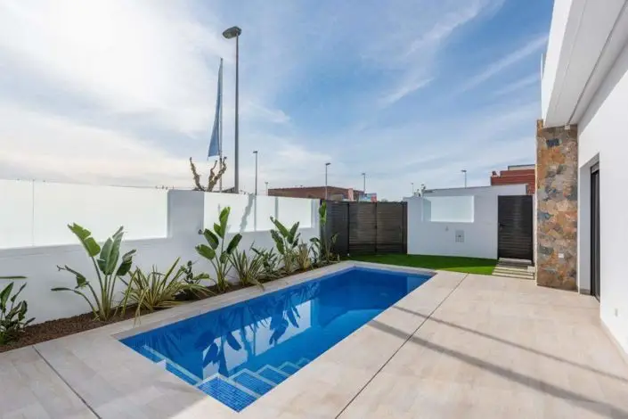 Villa 3 Dormitorios Pilar de la Horadada Piscina Privada