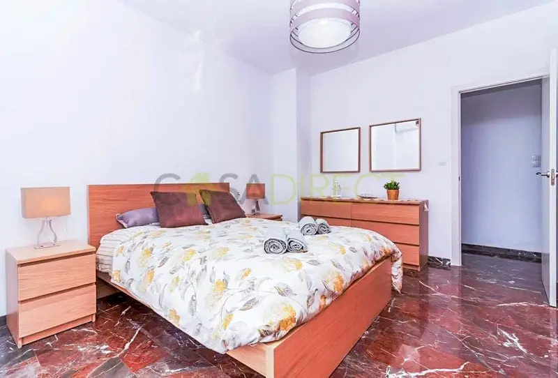 Alquiler Piso Reformado Centro Granada 3 Dormitorios 2 Baños
