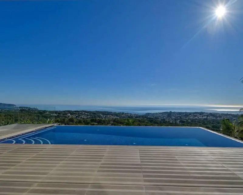Villa de Lujo en Benissa Costa con Vistas al Mar