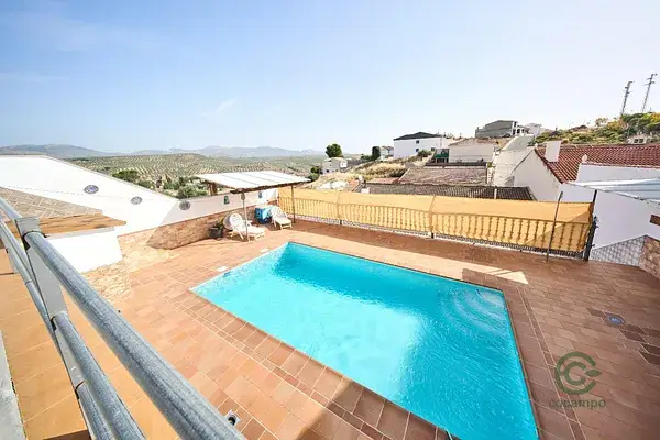 Casa en Deifontes Granada 6 habitaciones 2 cocinas 380m2 piscina