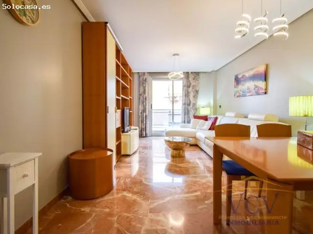 Piso en Alicante Centro: Lujo y Comodidad