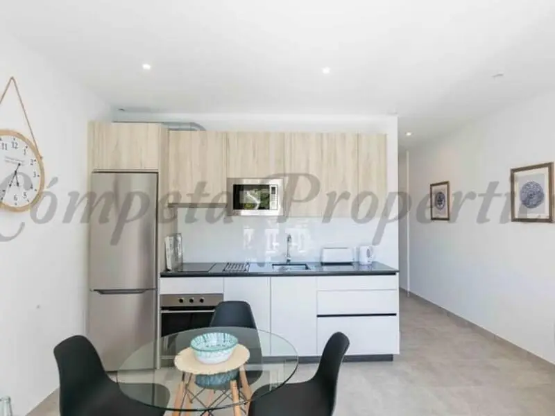 Apartamento de Lujo en Cómpeta Alquiler a Largo Plazo