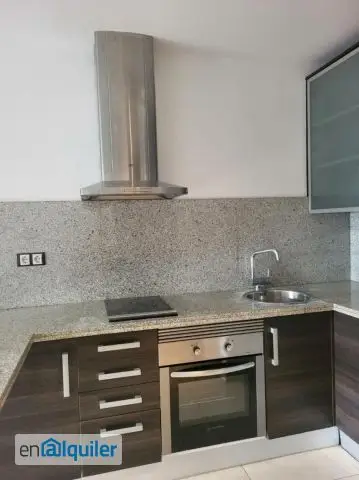 Alquiler Bajo Artes Trastero Ascensor