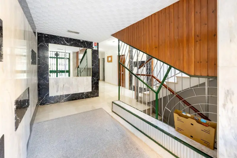 Venta Piso para Reformar en Granada Alcampo Norte 105m2