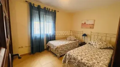 Casa Pareada en Venta Tarifa 210m2 3 Dorm 2 Baños