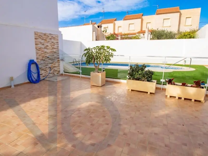 3 Villas en San Juan de los Terreros: Vistas al Mar y Lujo