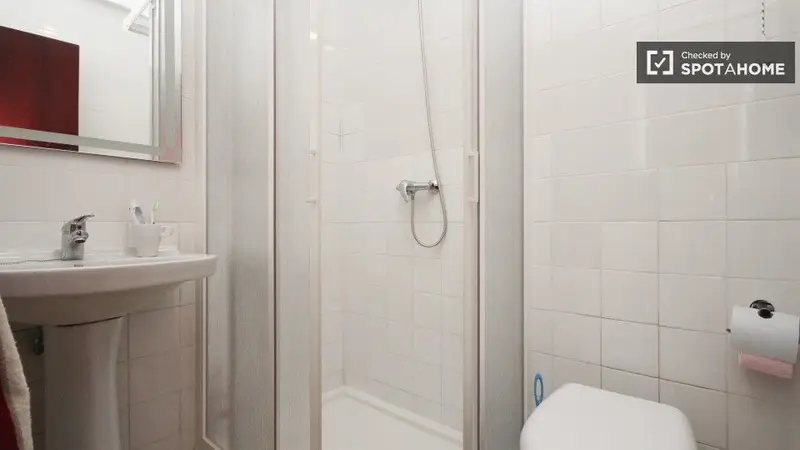 Apartamento 5 Dormitorios 2 Baños Granada Alquiler Spotahome
