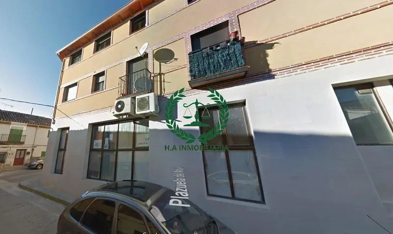 Venta Local Comercial con Trastero en Torrelaguna