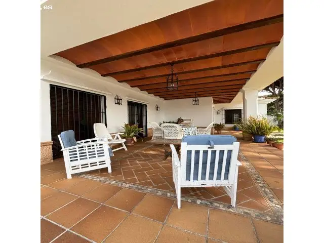 Espectacular Villa Cerca de la Playa de La Barrosa