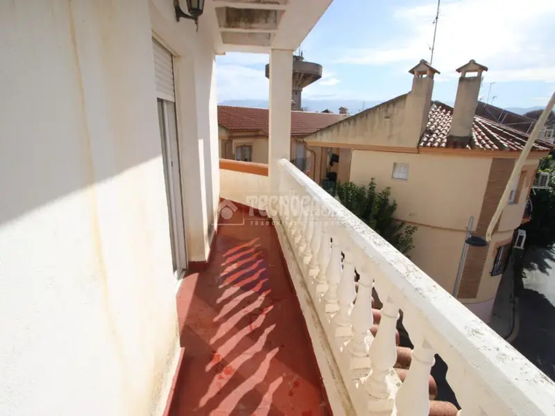 Ático en venta en Híjar 85m2 2 dormitorios terraza