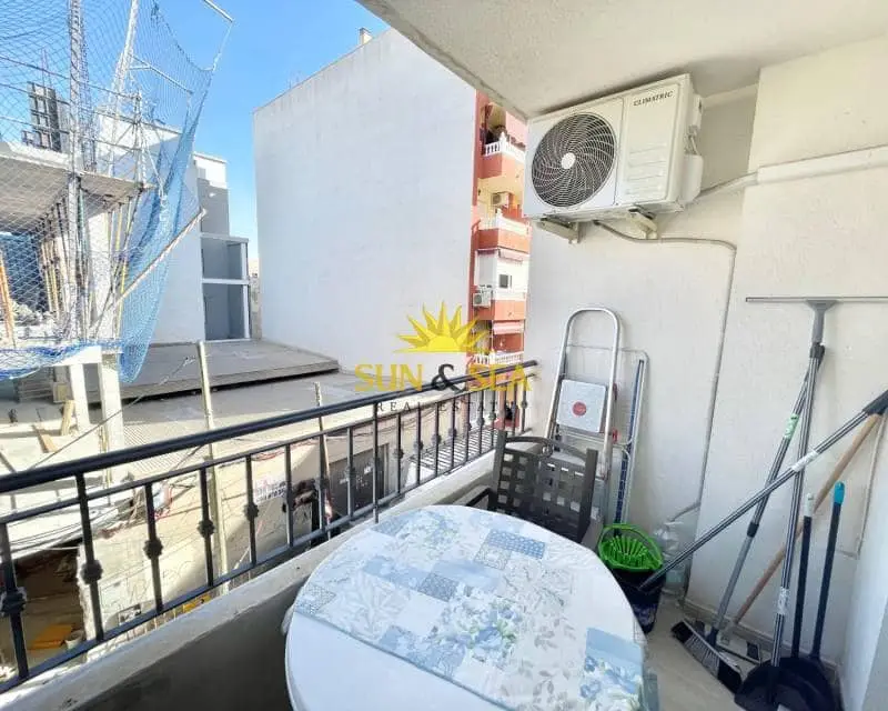 Apartamento en alquiler en Nueva Torrevieja, Torrevieja, Alicante