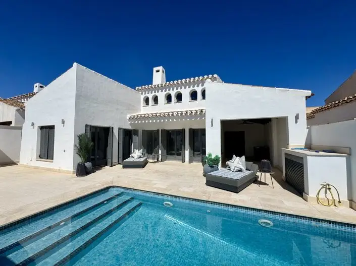 Villa 3 Dormitorios El Valle Golf Resort Murcia