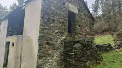 Chalet en Venta Guitiriz para Reformar 1200m2
