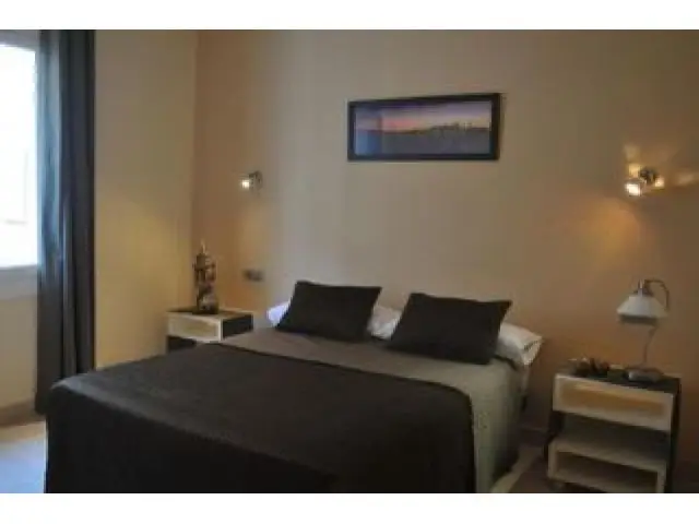 Hostal en Venta Sitges 20 Habitaciones Cerca Estacion Tren