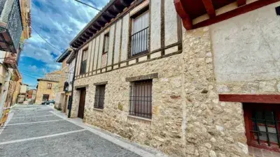 Casa Señorial en Venta Torrelaguna 5 Dormitorios 3 Baños 200m2