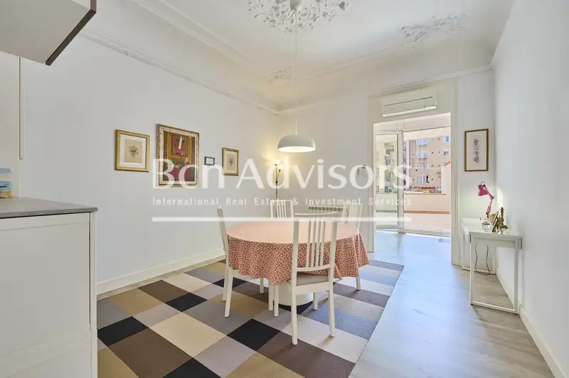Magnífico piso con terraza en finca modernista Eixample