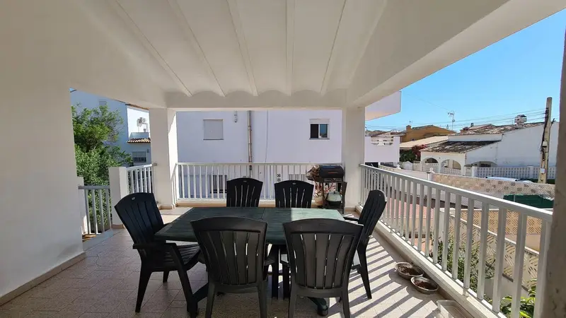 Chalet en venta Oliva Playa cerca del mar 5 dormitorios