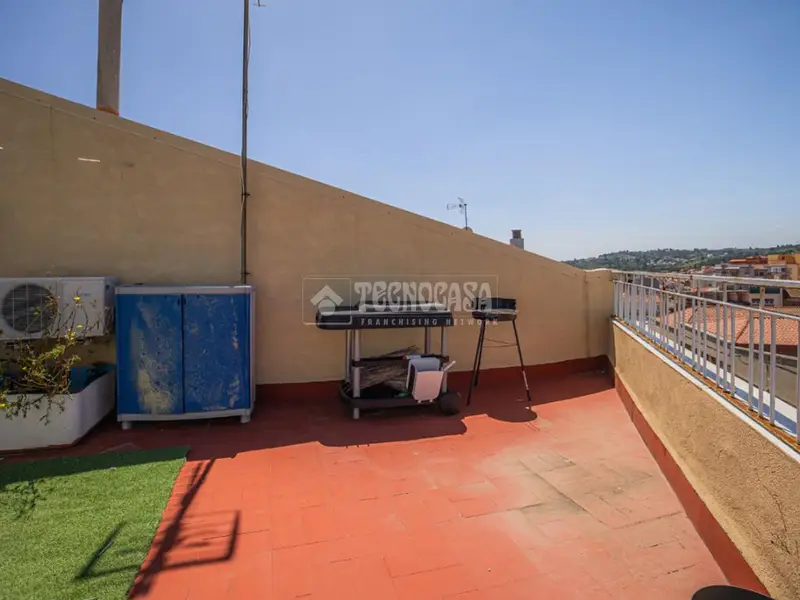 Piso en venta en Terrassa 3 habitaciones terraza