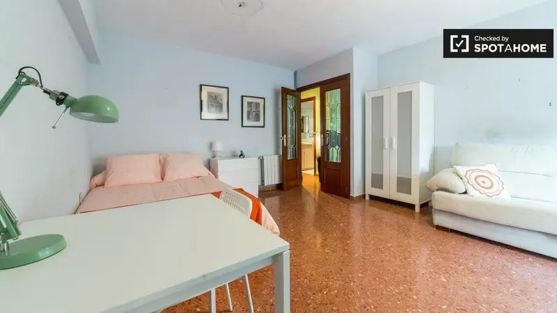 Apartamento 5 Dormitorios 2 Baños Valencia Spotahome