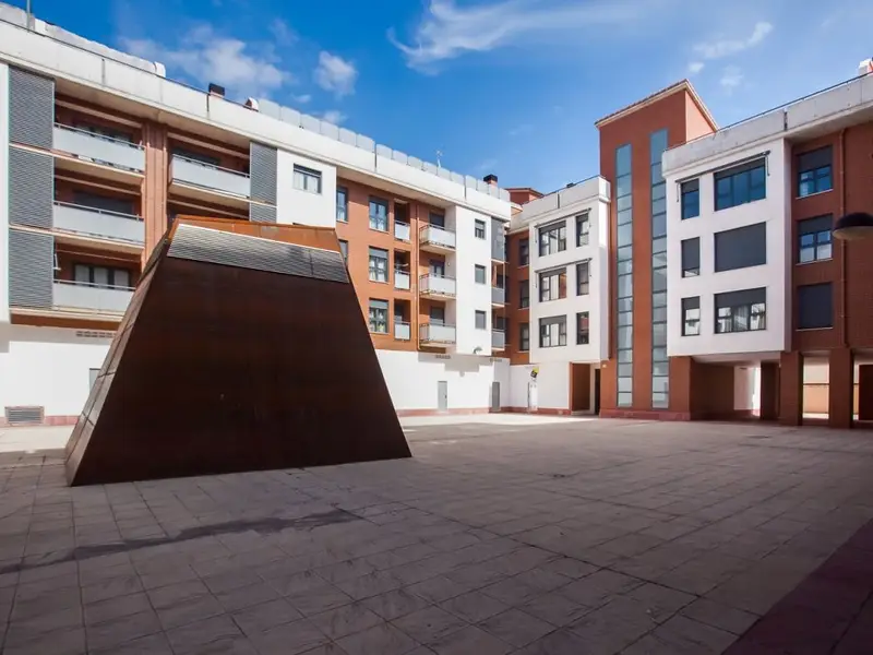 Garaje 380 m2 Aranda de Duero