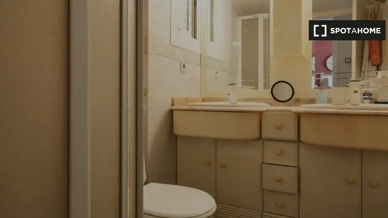 Apartamento de 4 Dormitorios en Barcelona