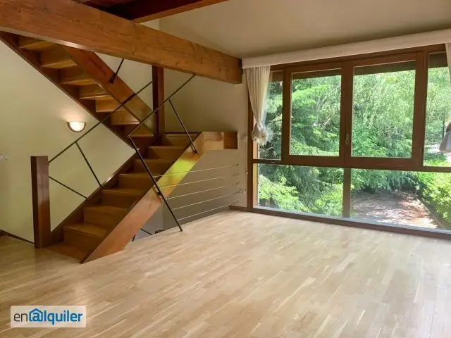 Alquiler Casa Terraza Centro con Jardin y Garaje