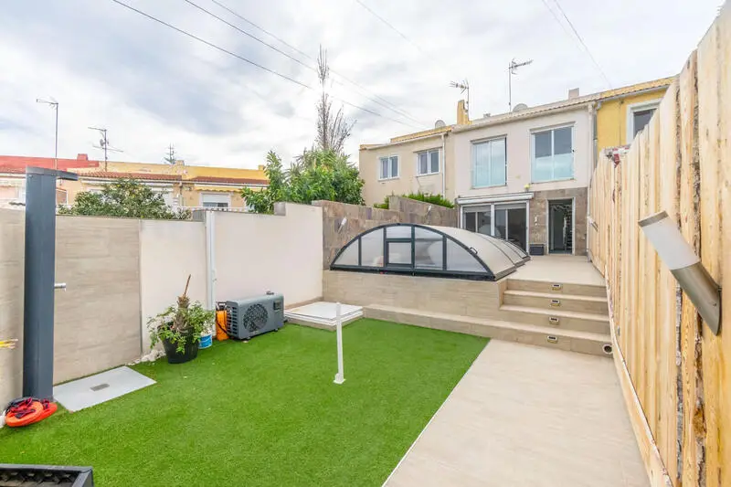 Adosado 3 Dormitorios Los Balcones Piscina Privada Reformado