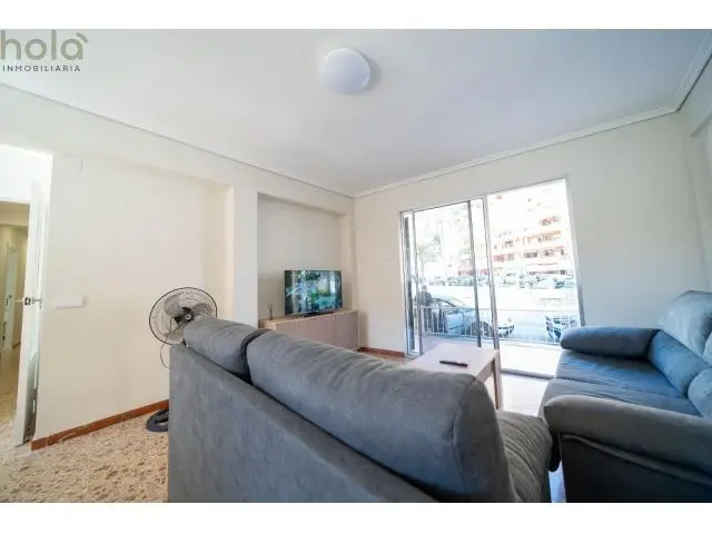 Piso en Cullera con 4 habitaciones y garaje