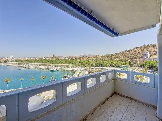 Piso de 4 Dormitorios en venta Málaga, España
