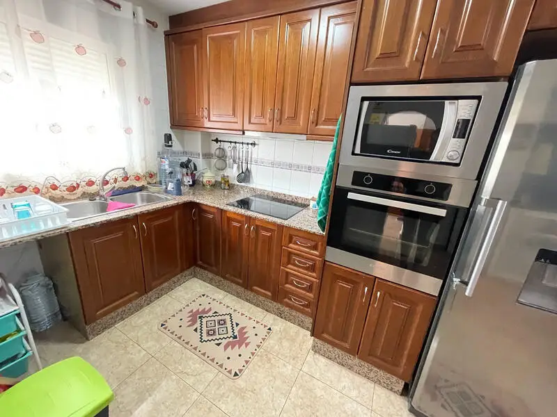 5 Dormitorios Adosado en Benijófar  Alicante
