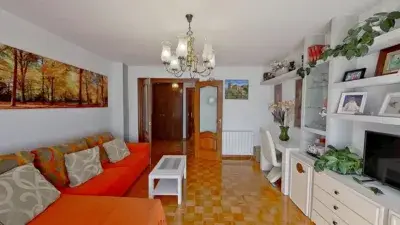 Piso en venta 3 dormitorios 2 baños Camilo Alonso Vega