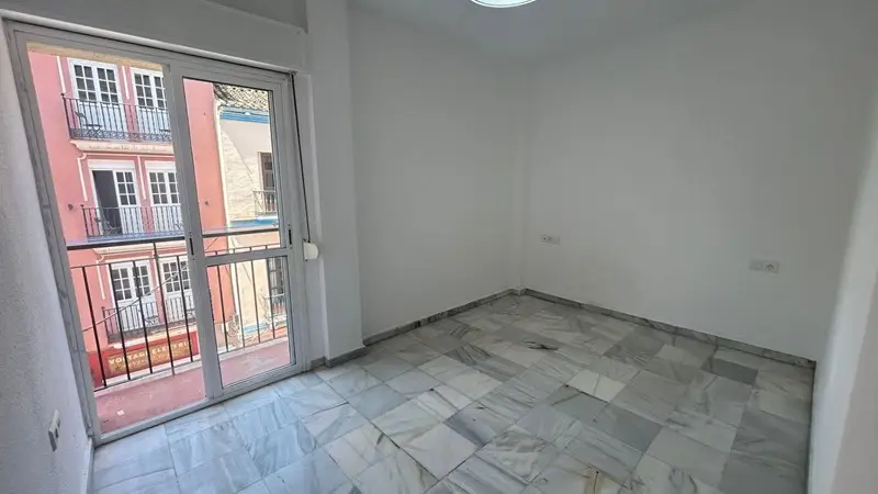 Piso en venta en Málaga centro: 1 dormitorio, reformado