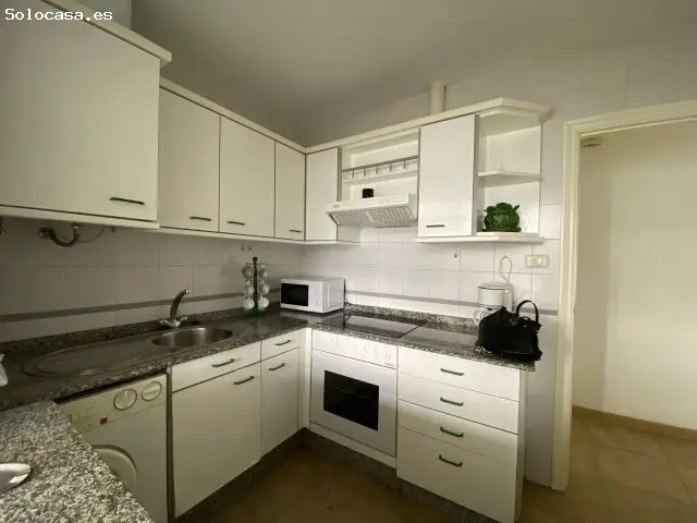 Apartamento en Corcubi	ón con Vistas al Mar