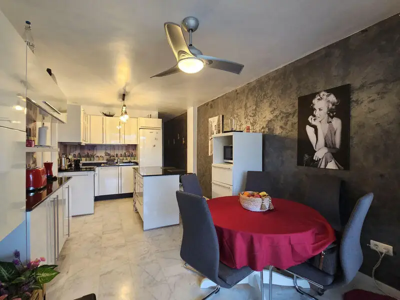 Apartamento 4 Dormitorios Casares Costa Primera Linea Golf