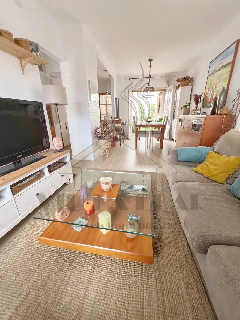Casa en venta Mataró con terraza y 3 dormitorios