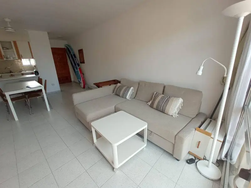 Apartamento en Alcanar Playa con Vistas al Mar y Piscina
