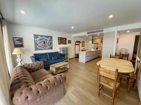 Apartamento con Vistas al Mar Piscina y Cerca de la Playa