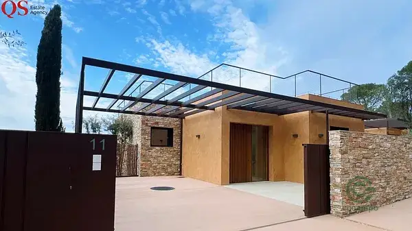 Villa de Lujo en Begur con Vistas Panorámicas