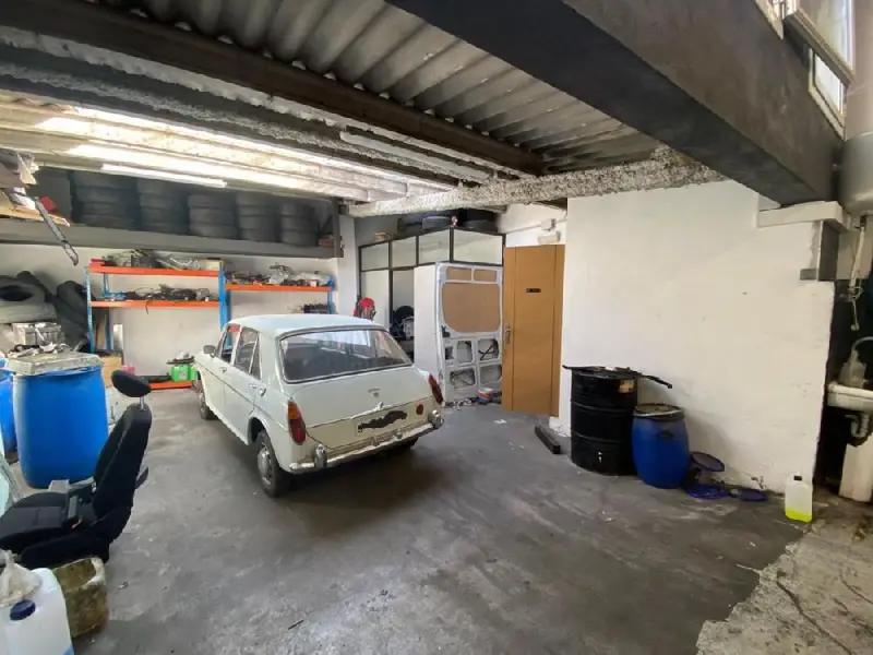 Venta Local Comercial Sabadell Centro 215m2 Taller o Vivienda
