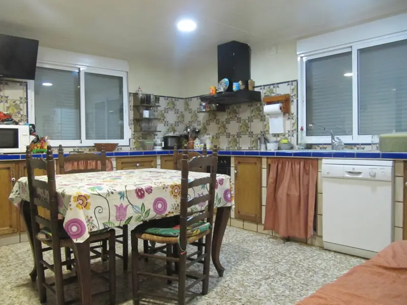 Casa con Piscina en Pinoso Casas de Ibañez