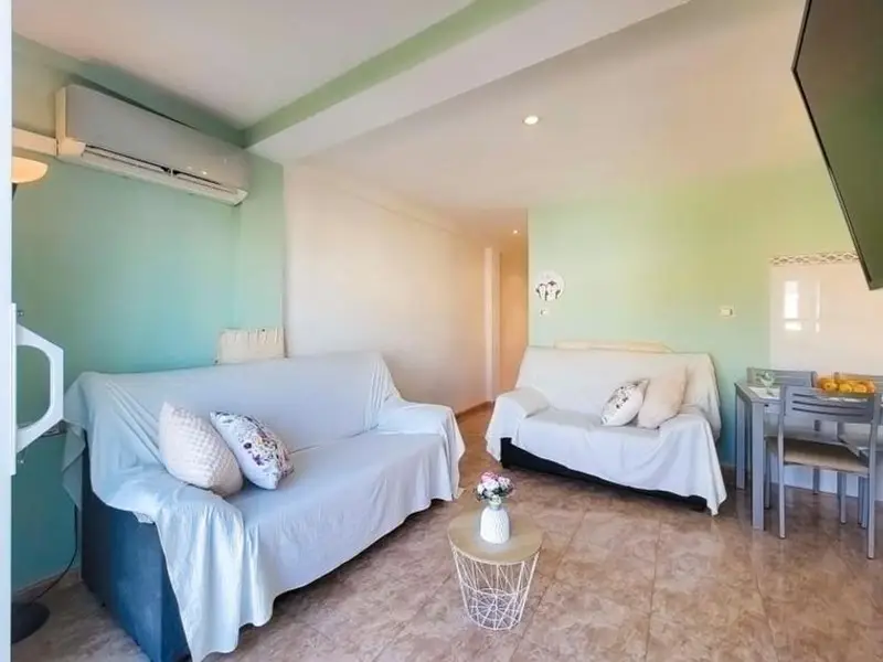 Atico en venta en Almeria con vistas al mar
